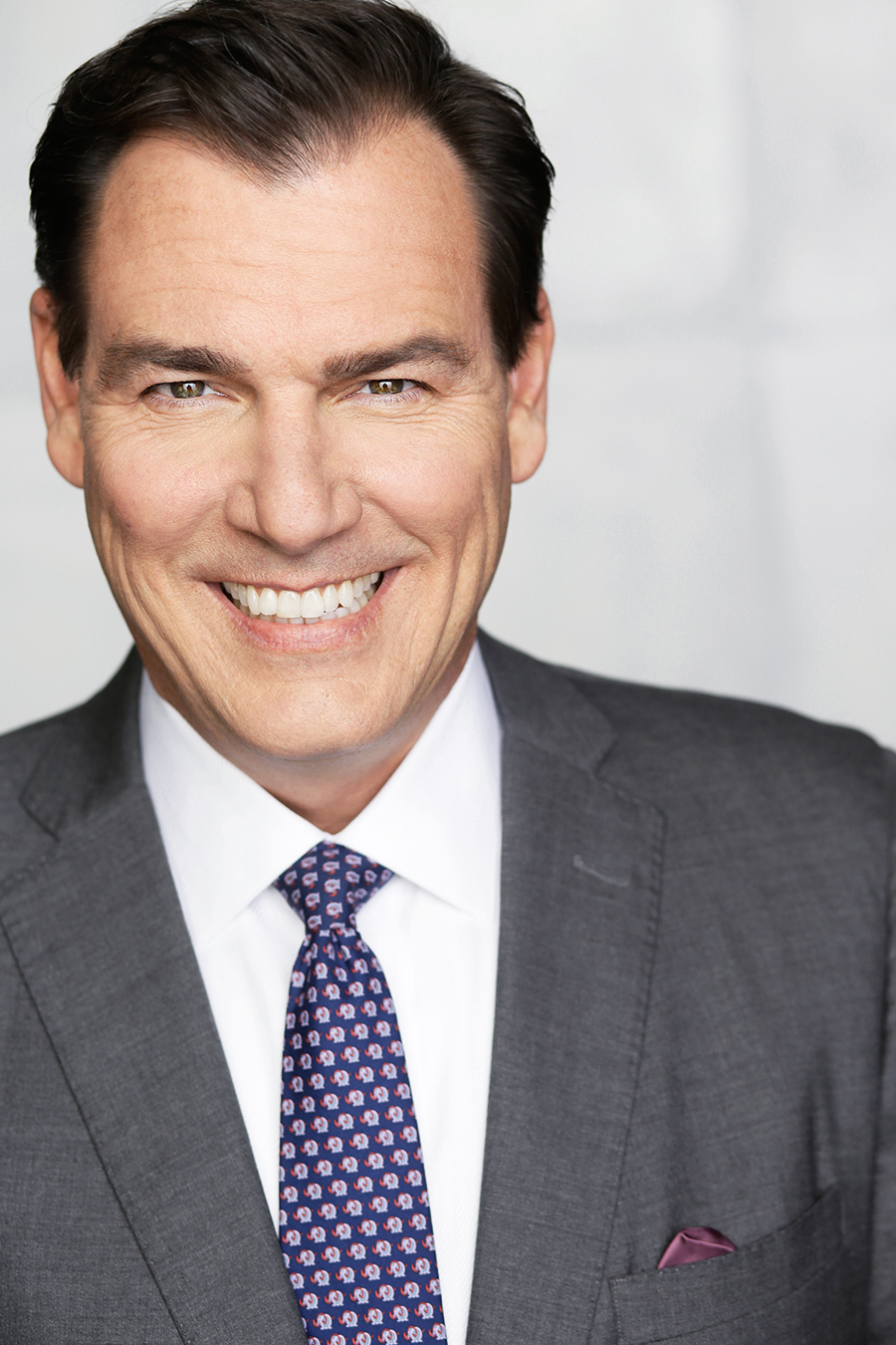 actor Paul Wilson large photo