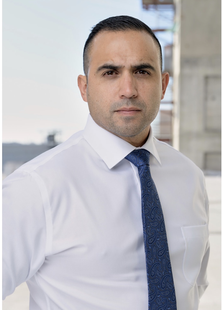 actor Daniel Steven Gonzalez large photo