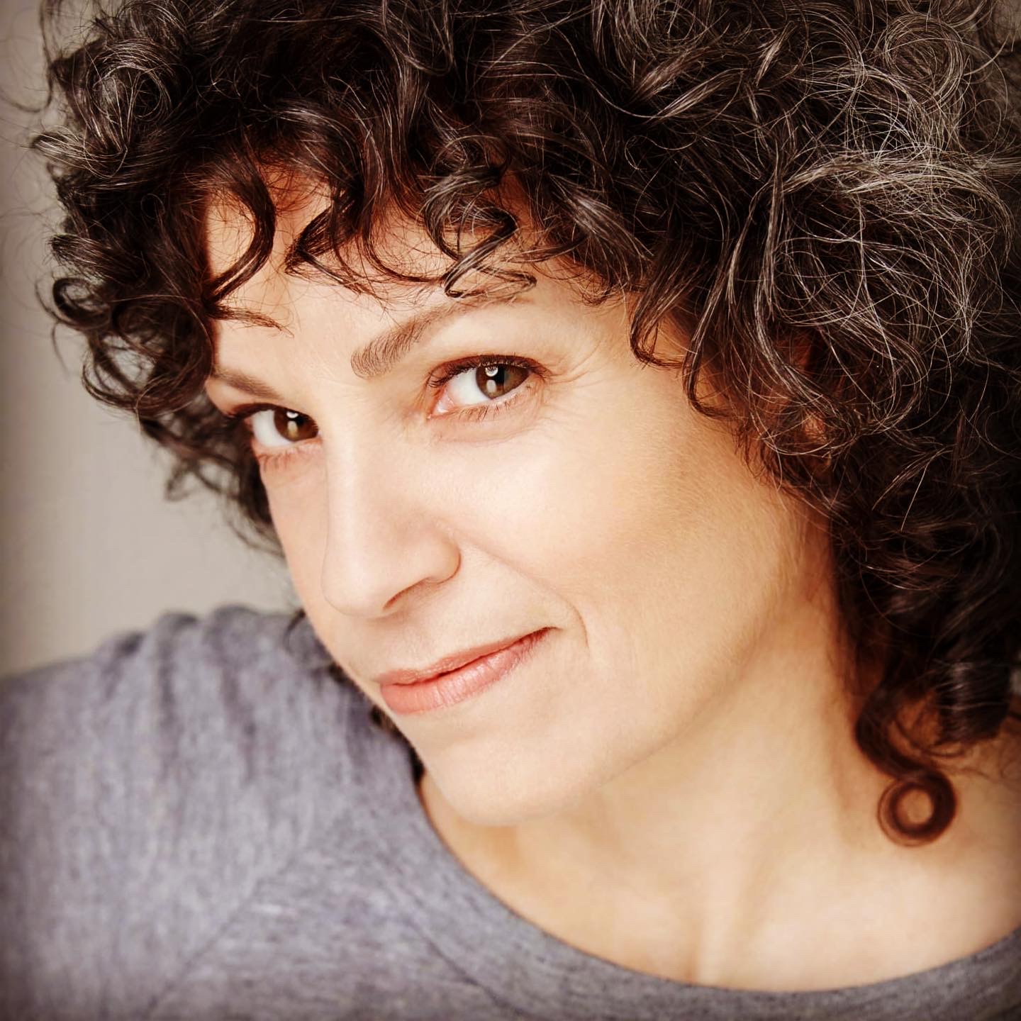 actor Lori Triolo large photo