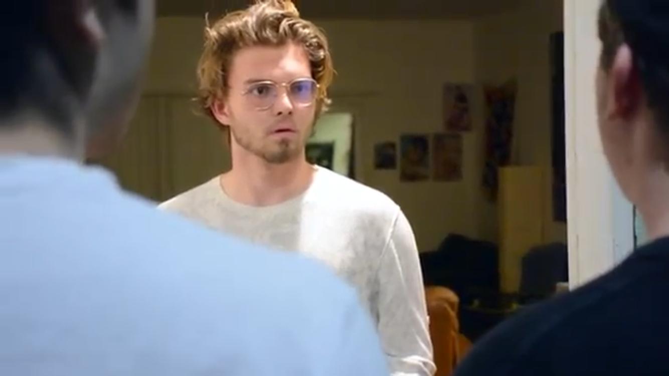 actor Cameron Kotecki large photo