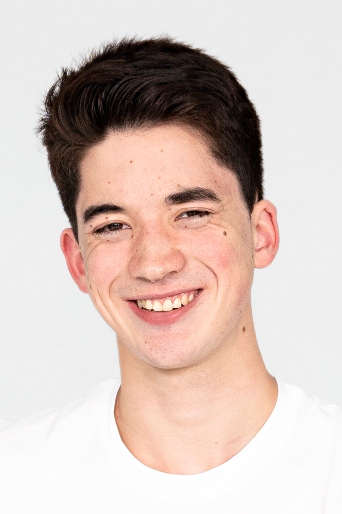 actor Leo Long large photo