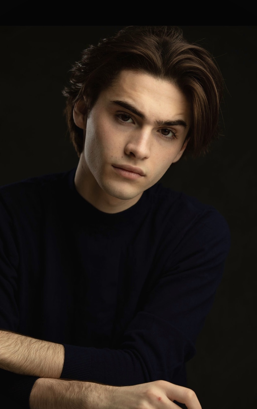 actor Joshua Colley large photo