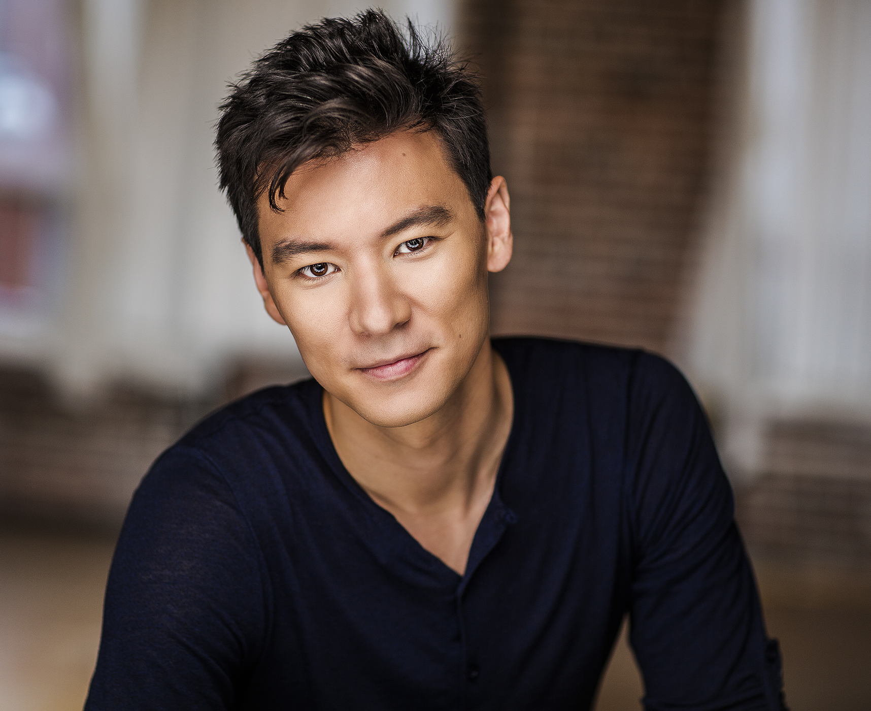 actor Scott Dion Brown large photo