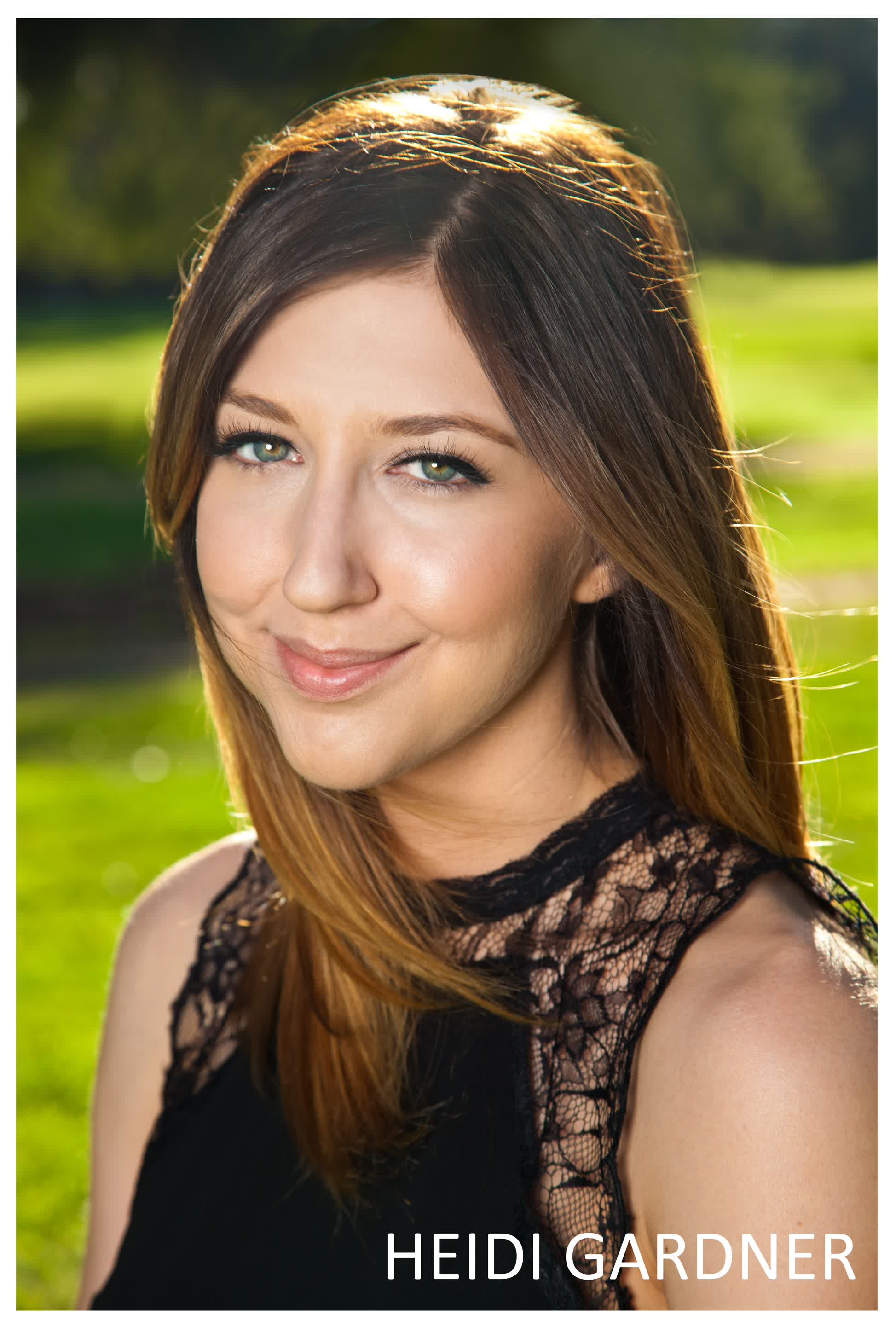 actor Heidi Gardner large photo