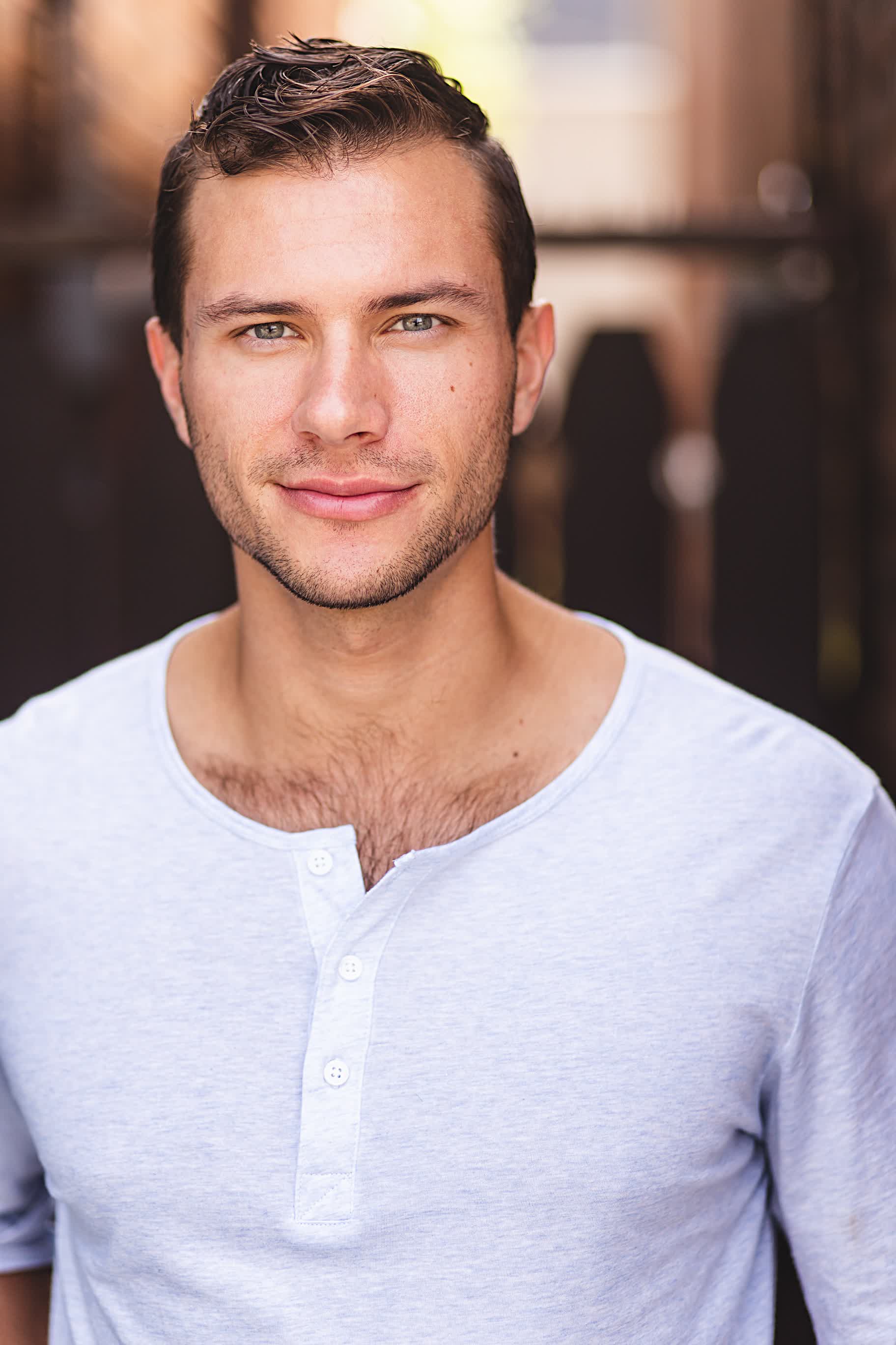 actor Robert Homer large photo