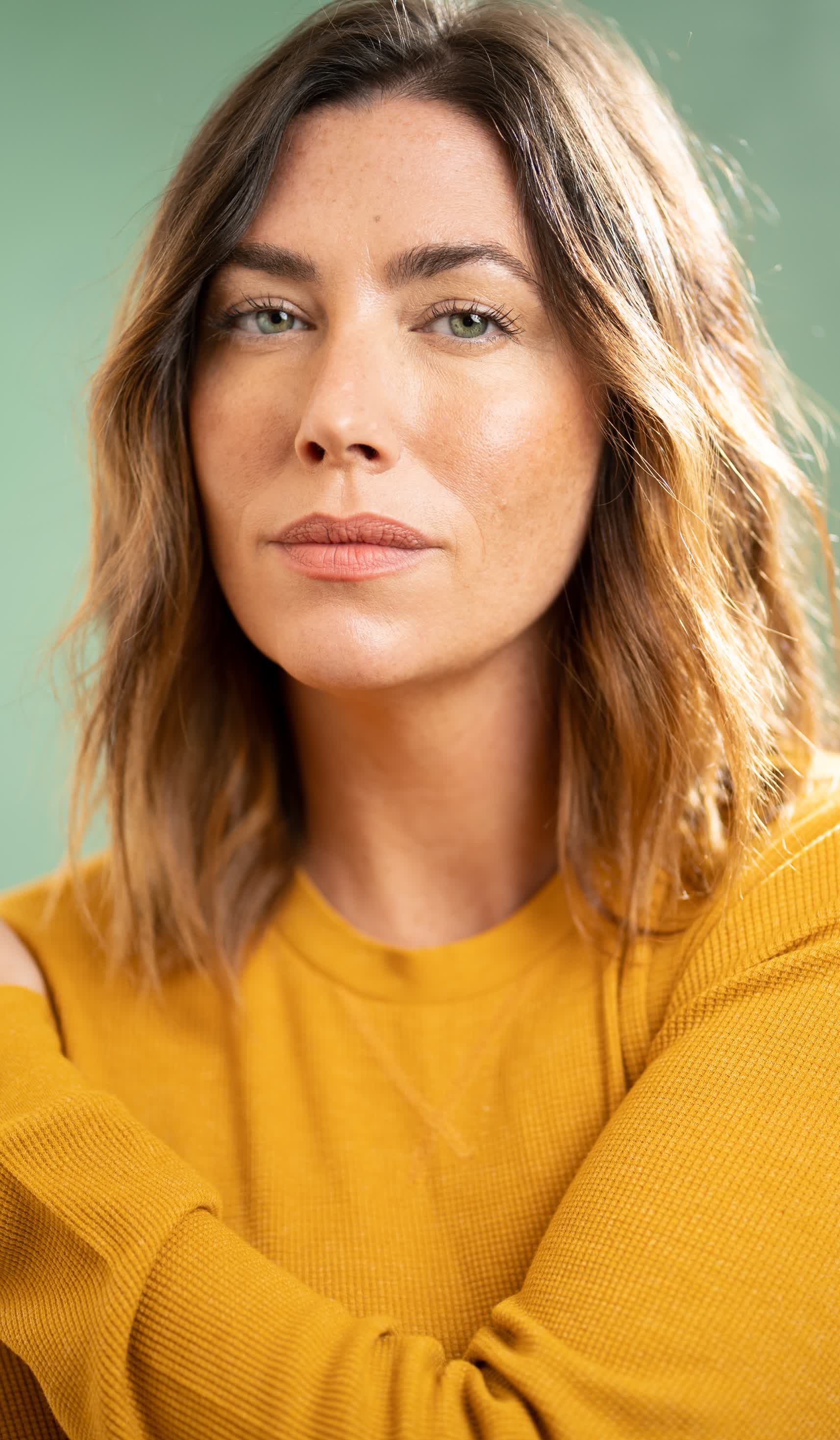 actor Allie McCulloch large photo