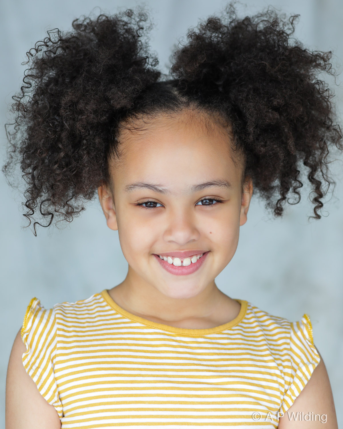 actor Ellie-Mae Siame large photo