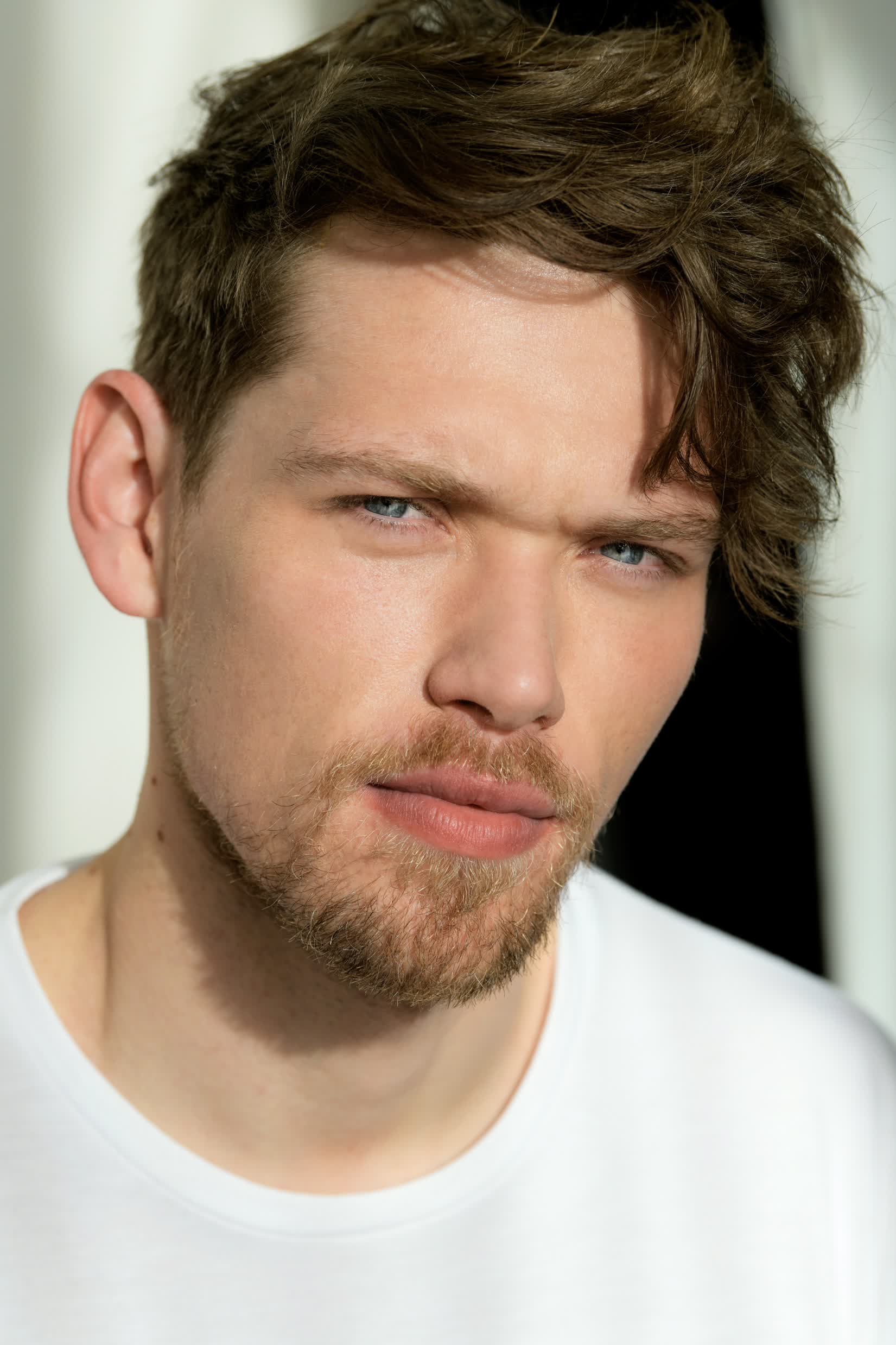 actor Cameron Cowperthwaite large photo