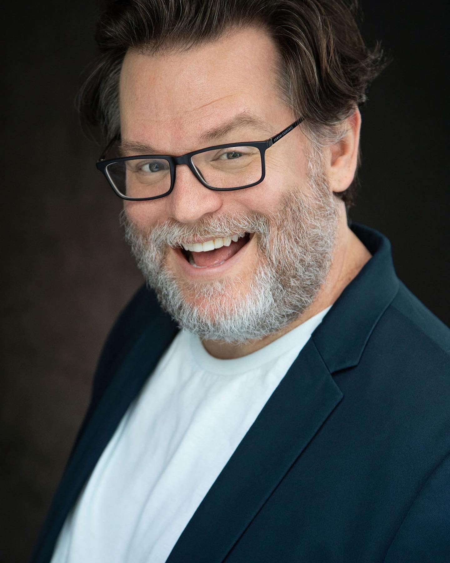 actor Kirk White large photo