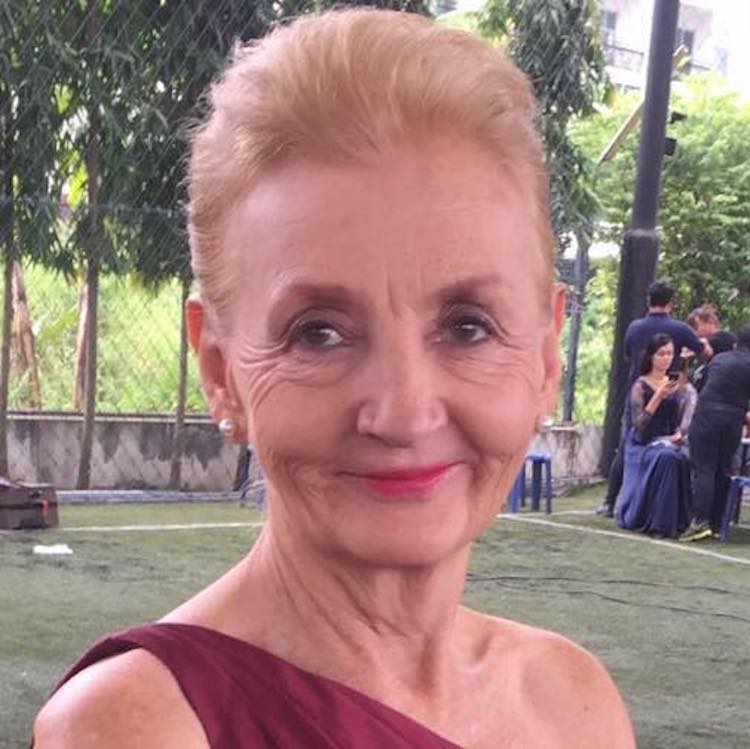 actor Margaret Roche large photo