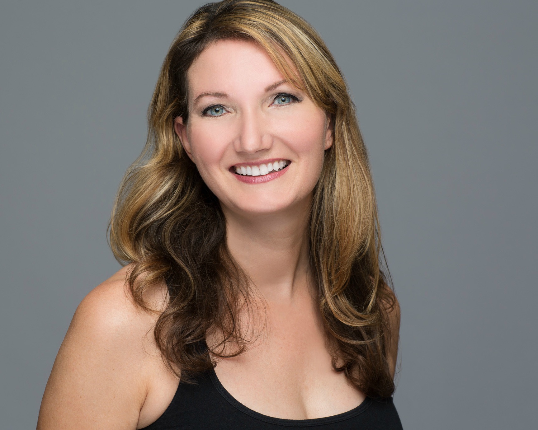 actor Andrea Elizabeth Sikkink large photo