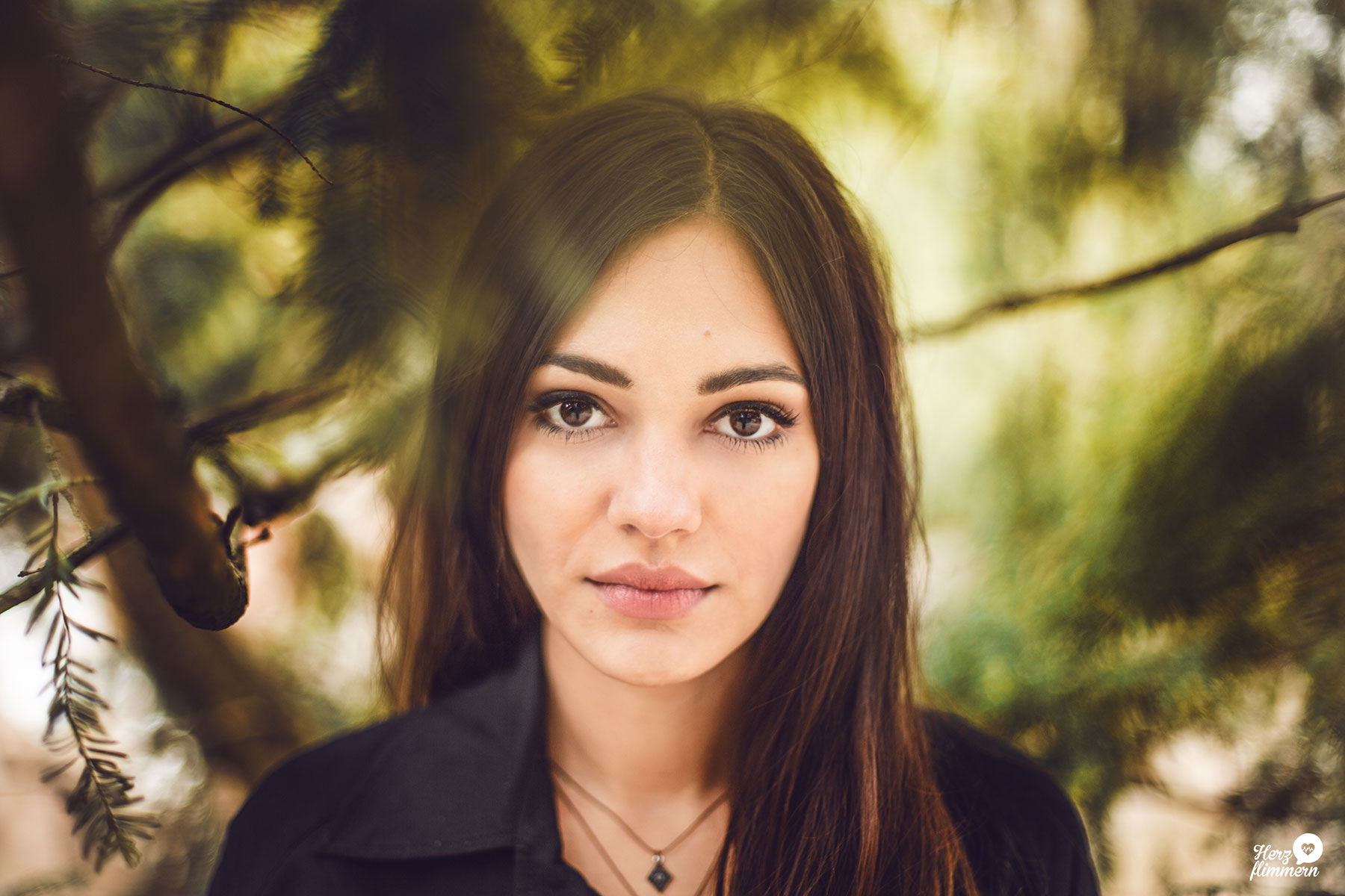 actor Nilam Farooq large photo