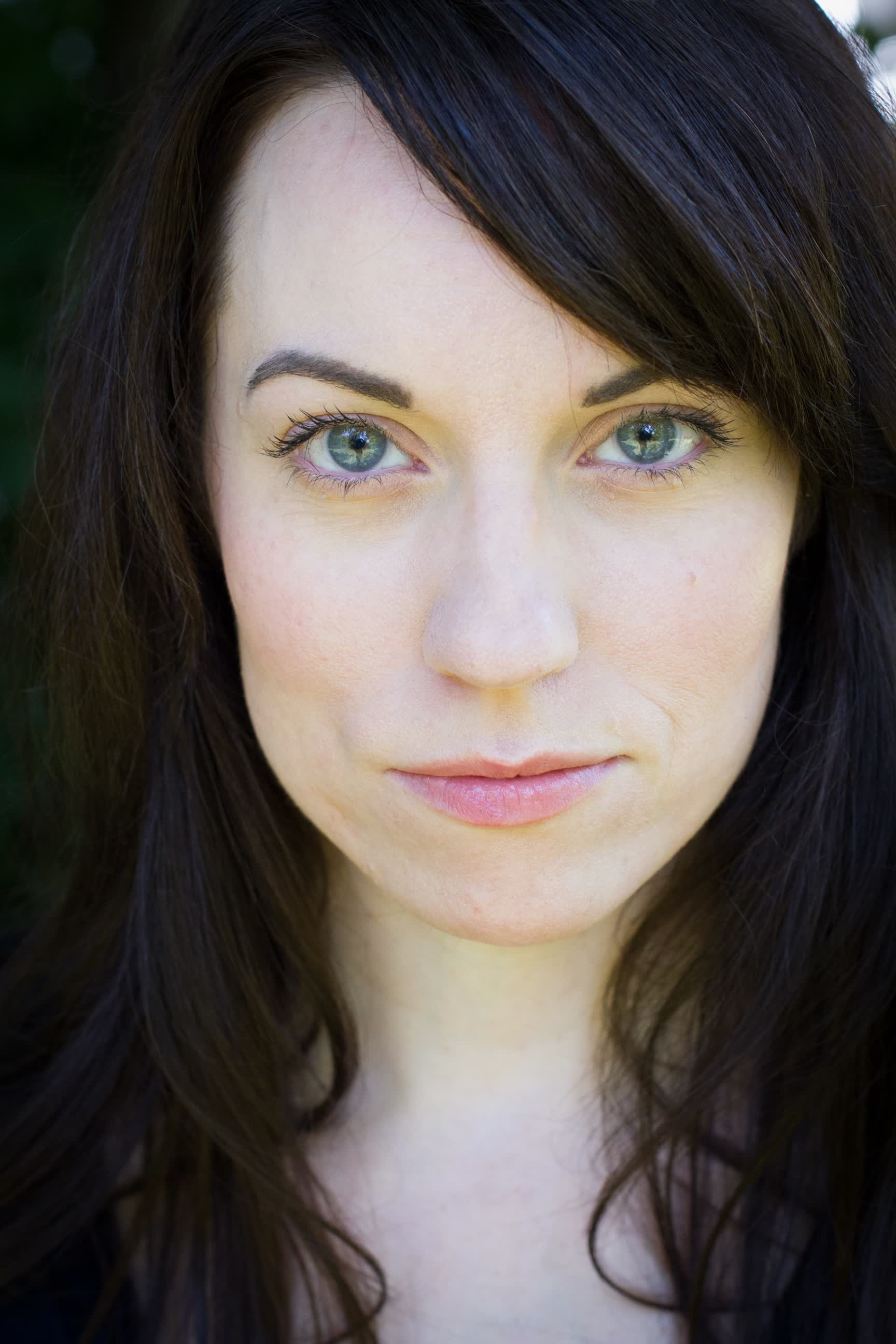 actor Faith Bruner large photo