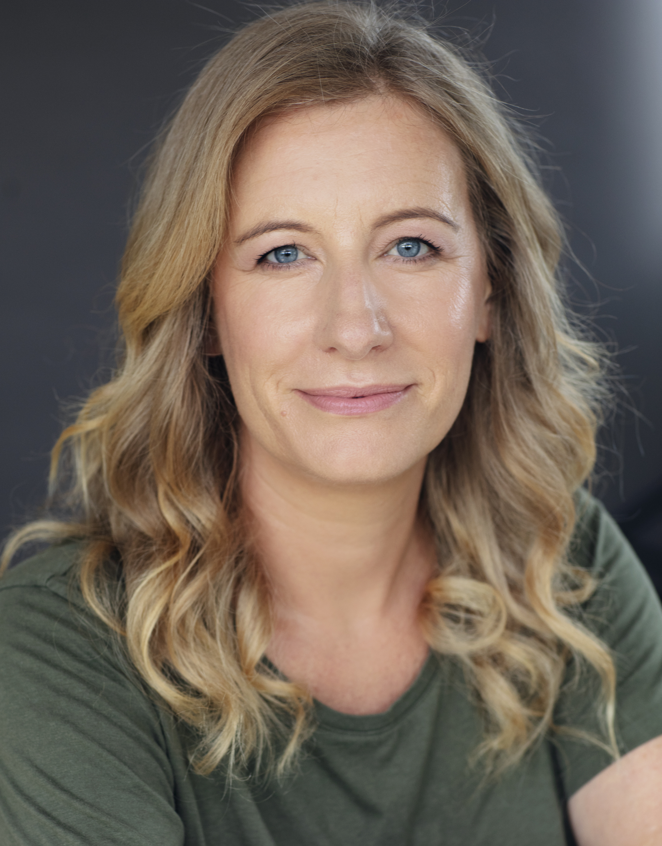 actor Lucy Wigmore large photo