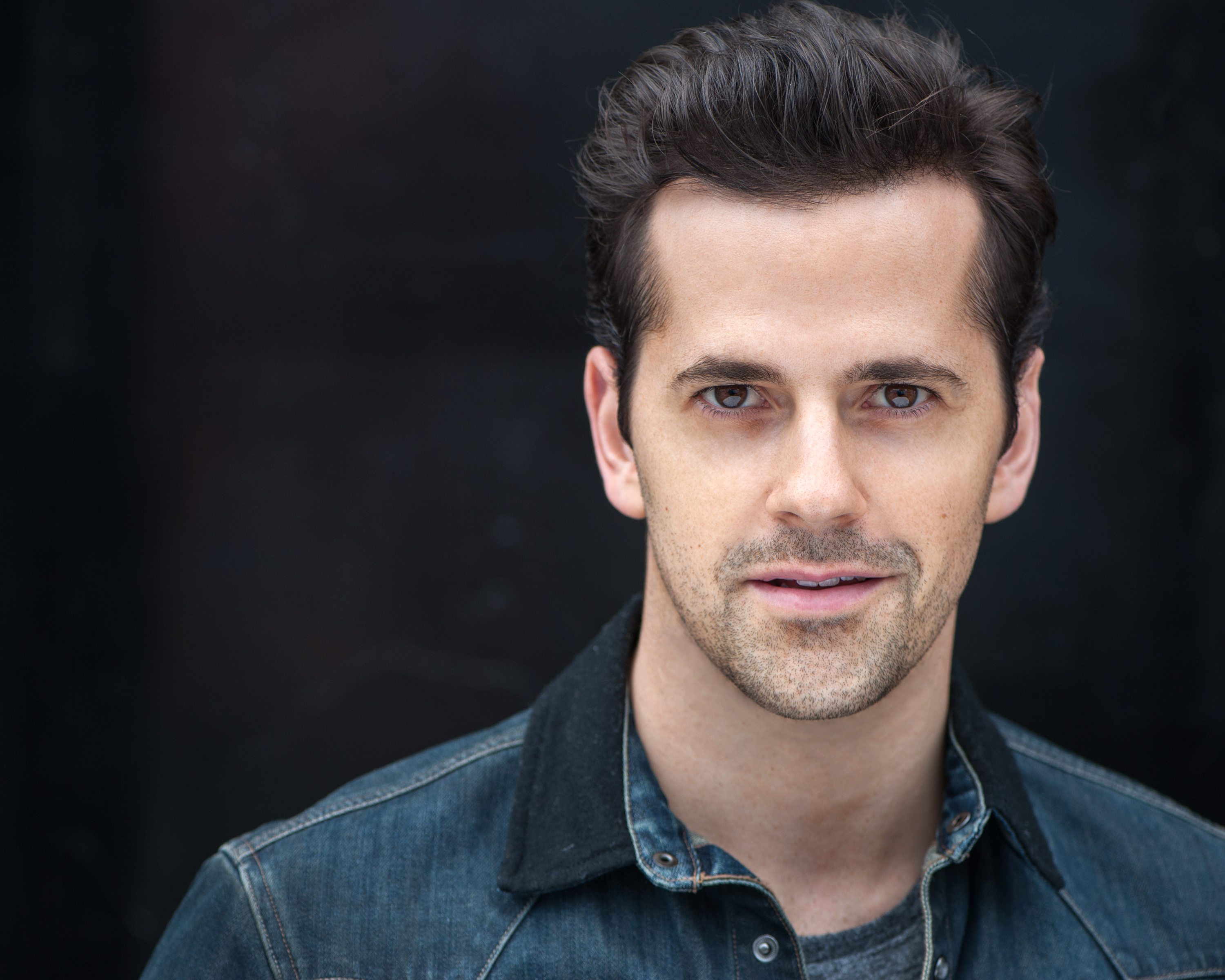 actor Robbie Fairchild large photo