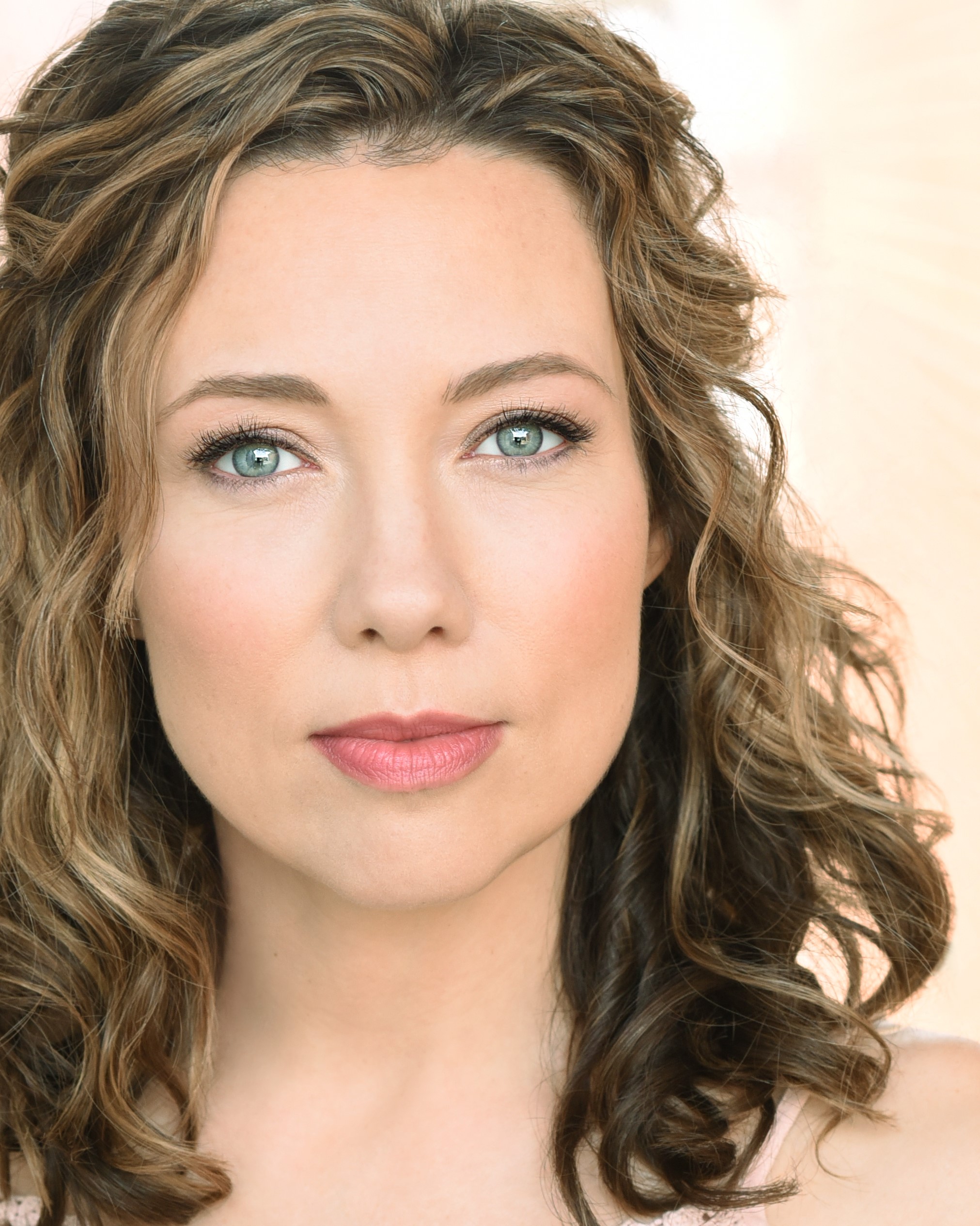 actor Cynthia Evans large photo