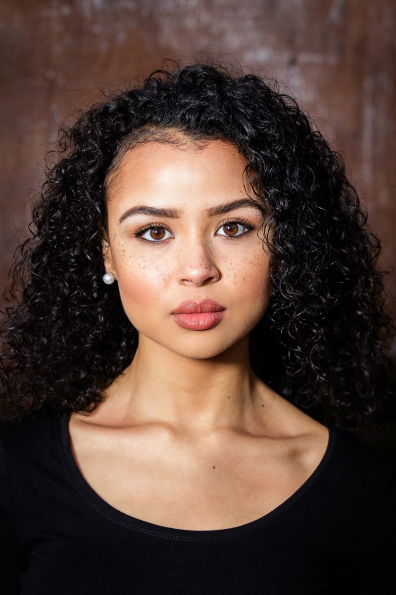 actor Ella-Grace Gregoire large photo