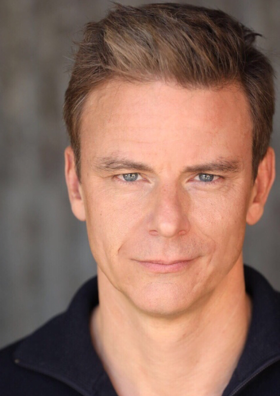 actor Shaw Jones large photo