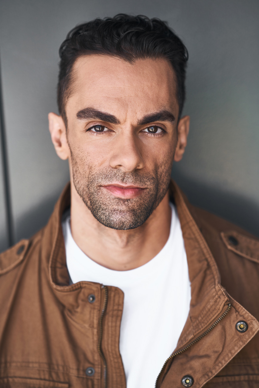 actor Alain Mesa large photo