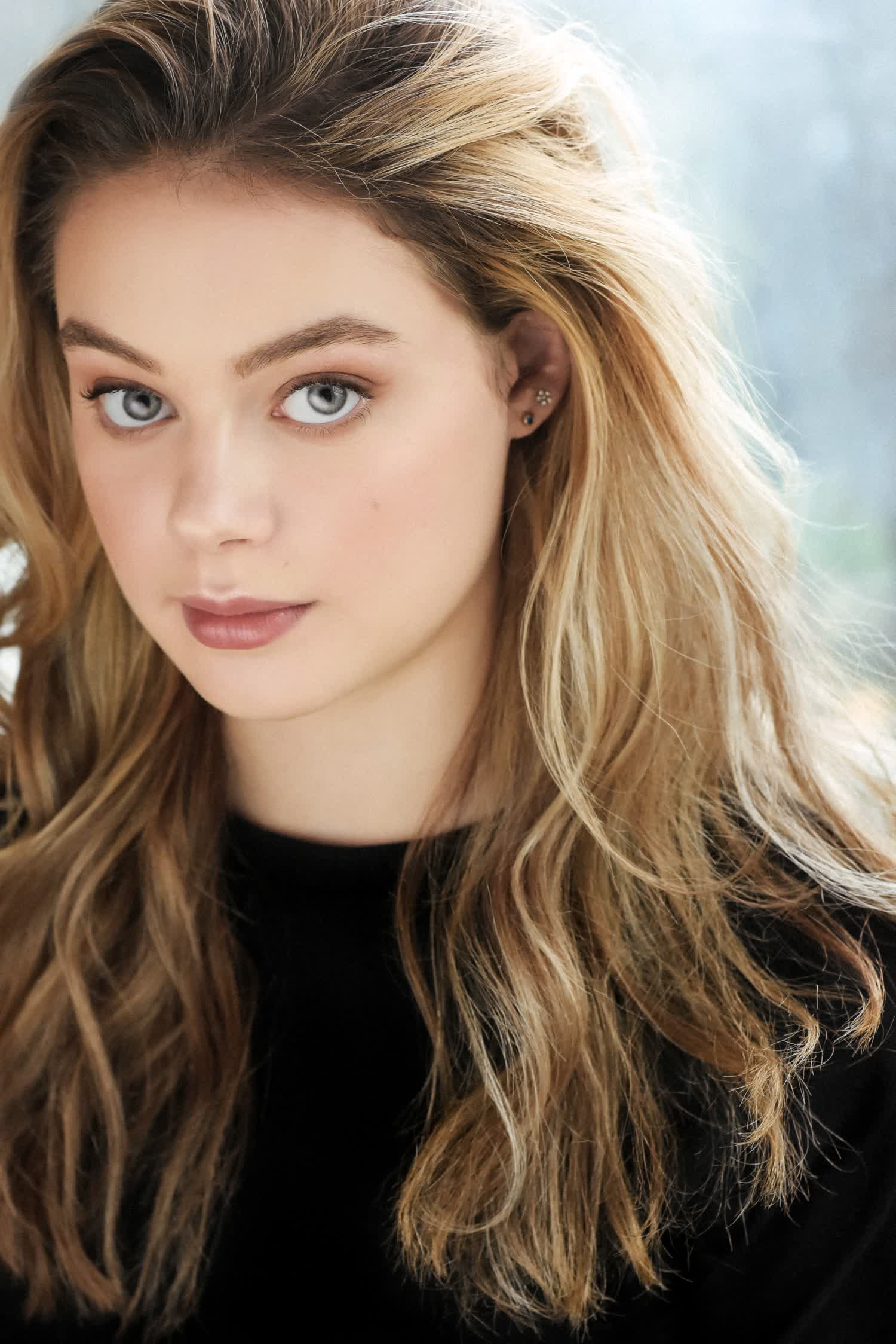 actor Molly Grace large photo