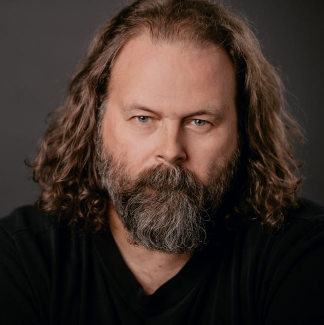 actor Dennis Cound large photo