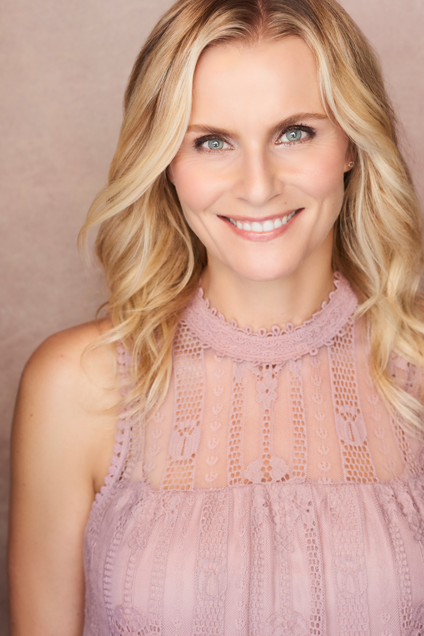 actor Alexandra Keller large photo