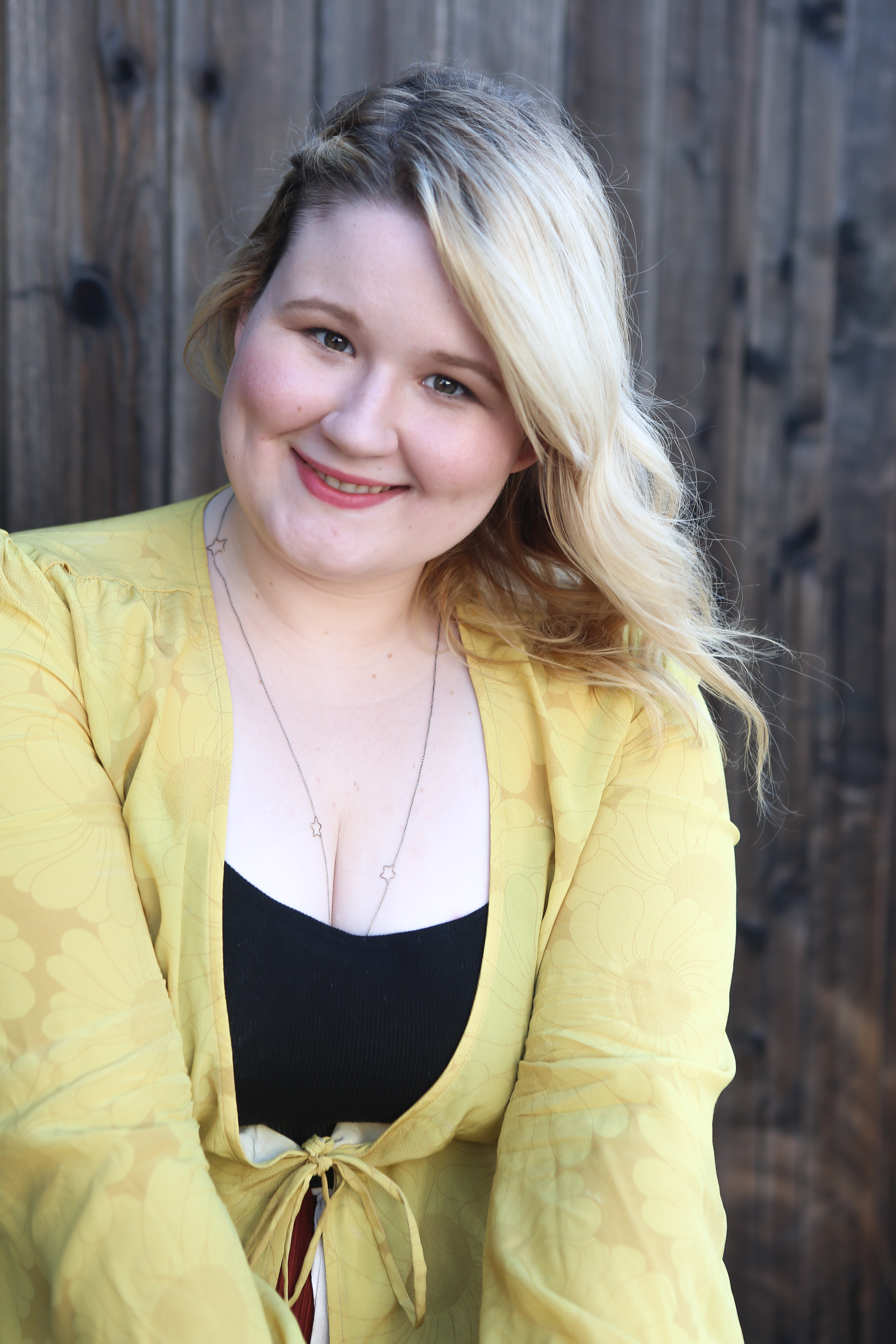 actor Camille Curtis large photo