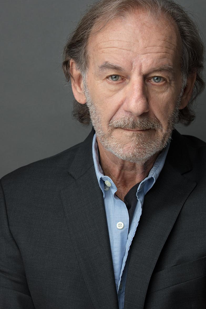 actor Leonard Kelly-Young large photo