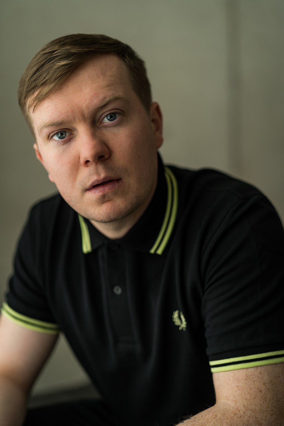 actor Euan Bennet large photo