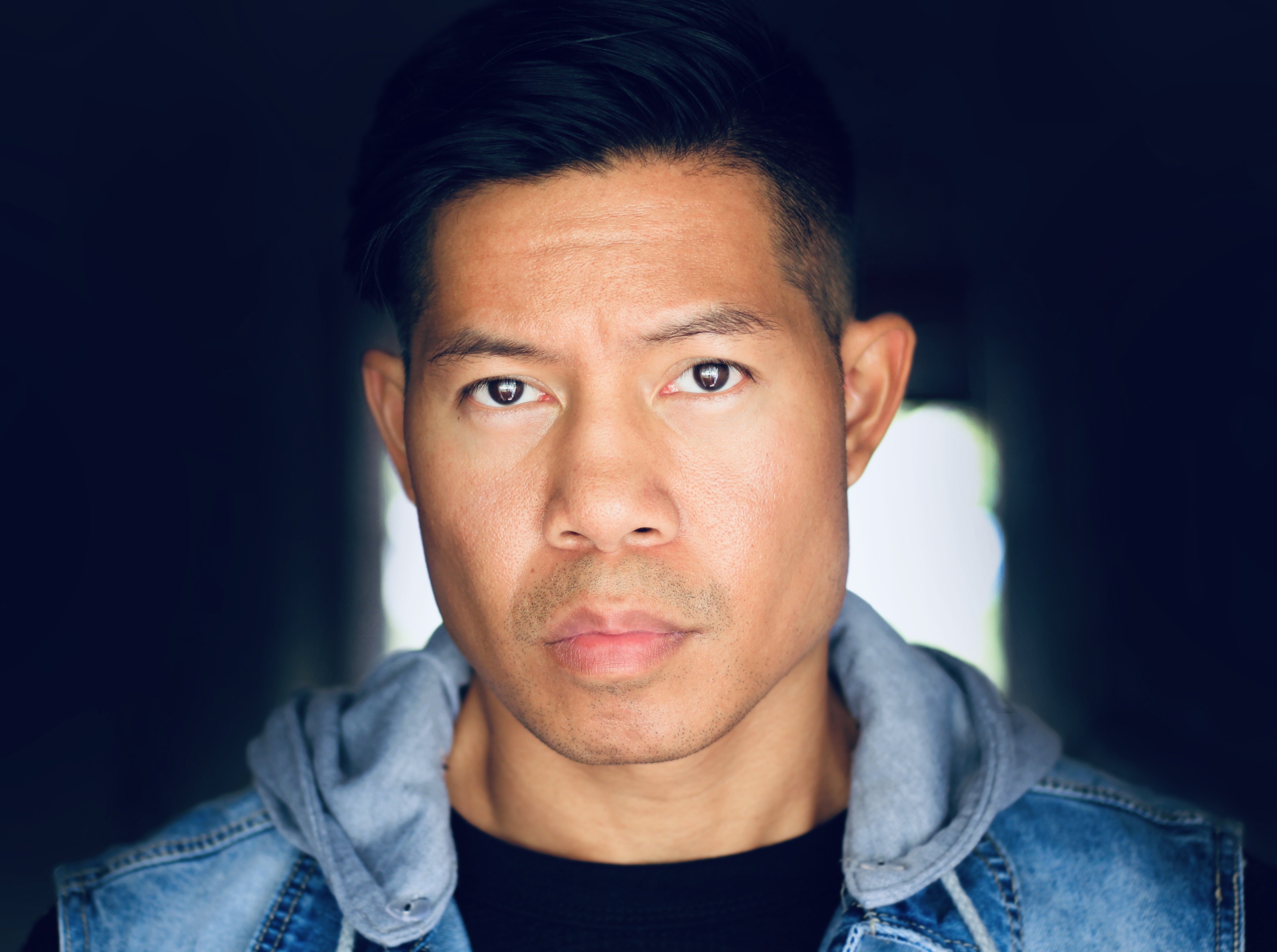 actor Jerry Sur large photo