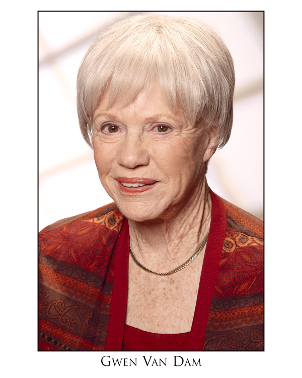 actor Gwen Van Dam large photo