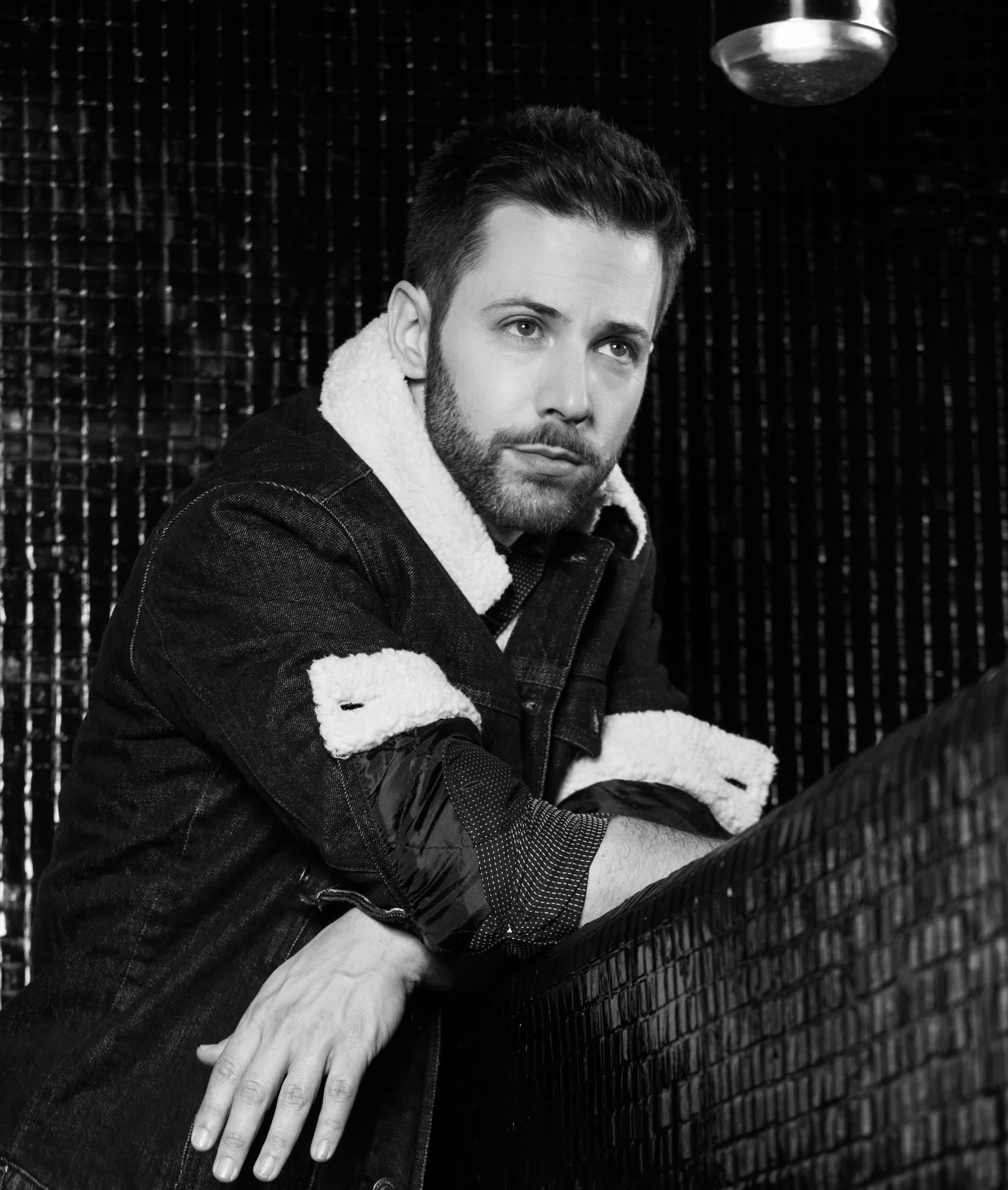 actor Luis Arrieta large photo