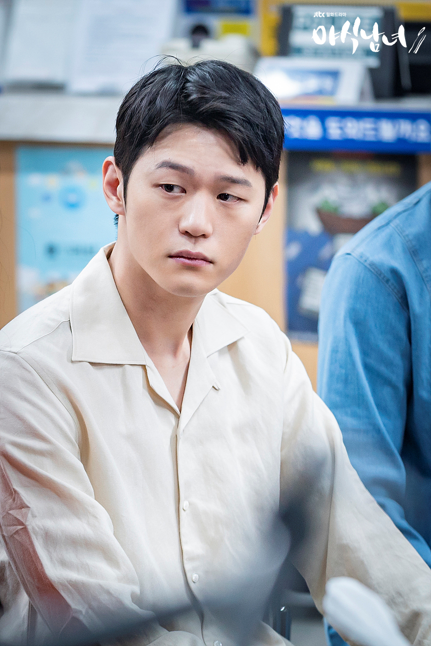 actor Hak-joo Lee large photo