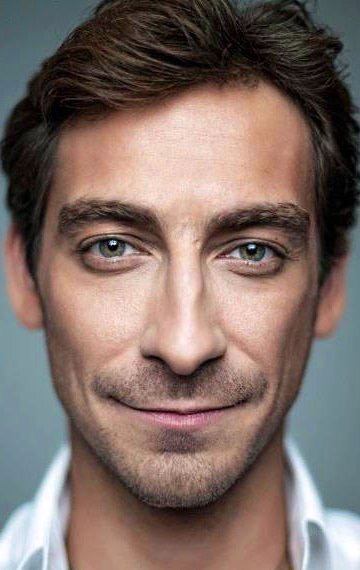 actor Artyom Tkachenko large photo