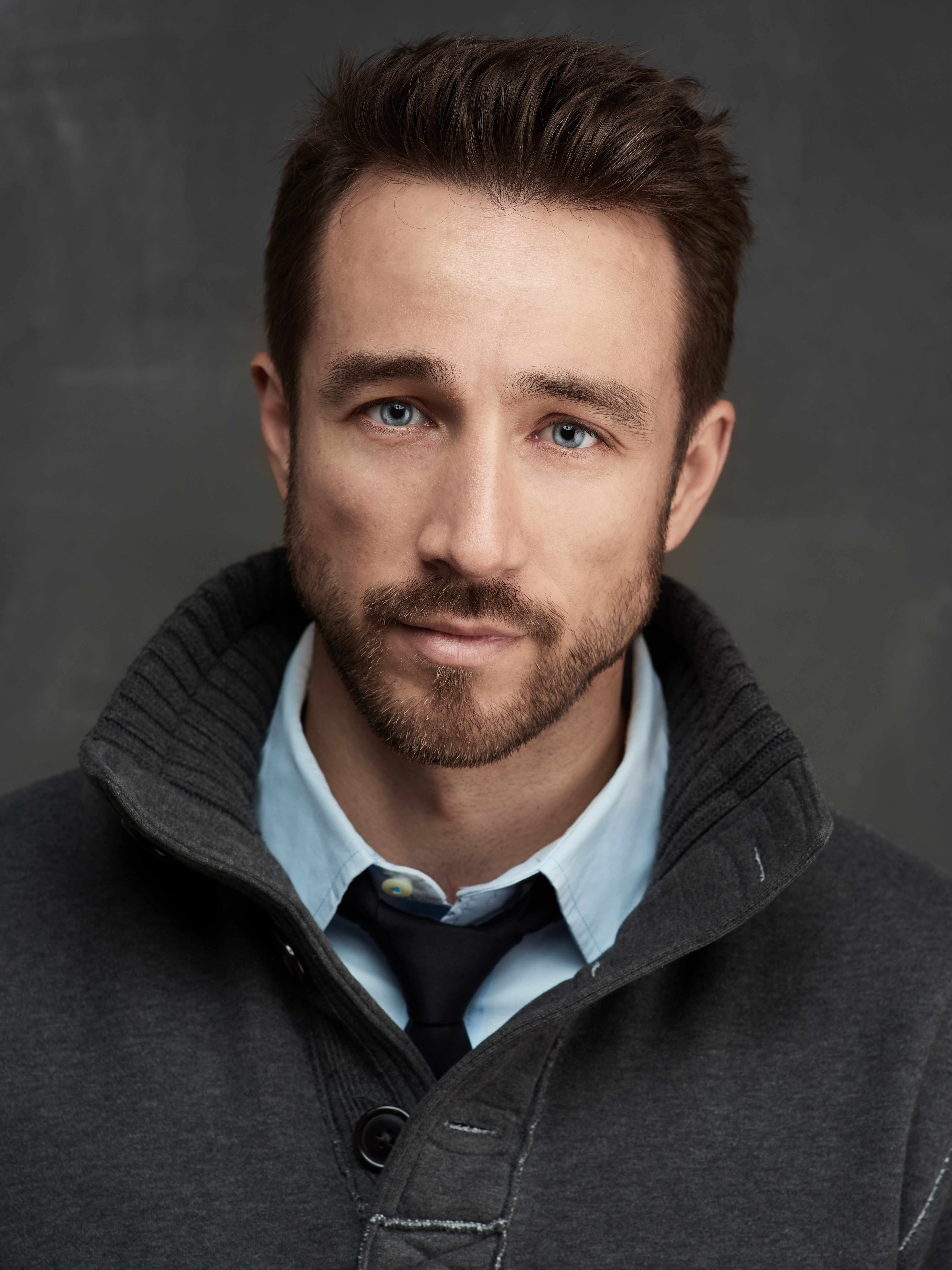 actor Brendon Zub large photo