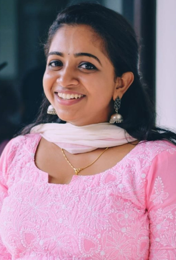 actor Sneha Babu large photo