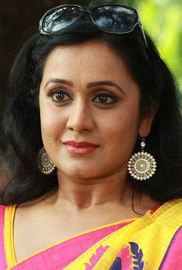 actor Rajshri Nair large photo