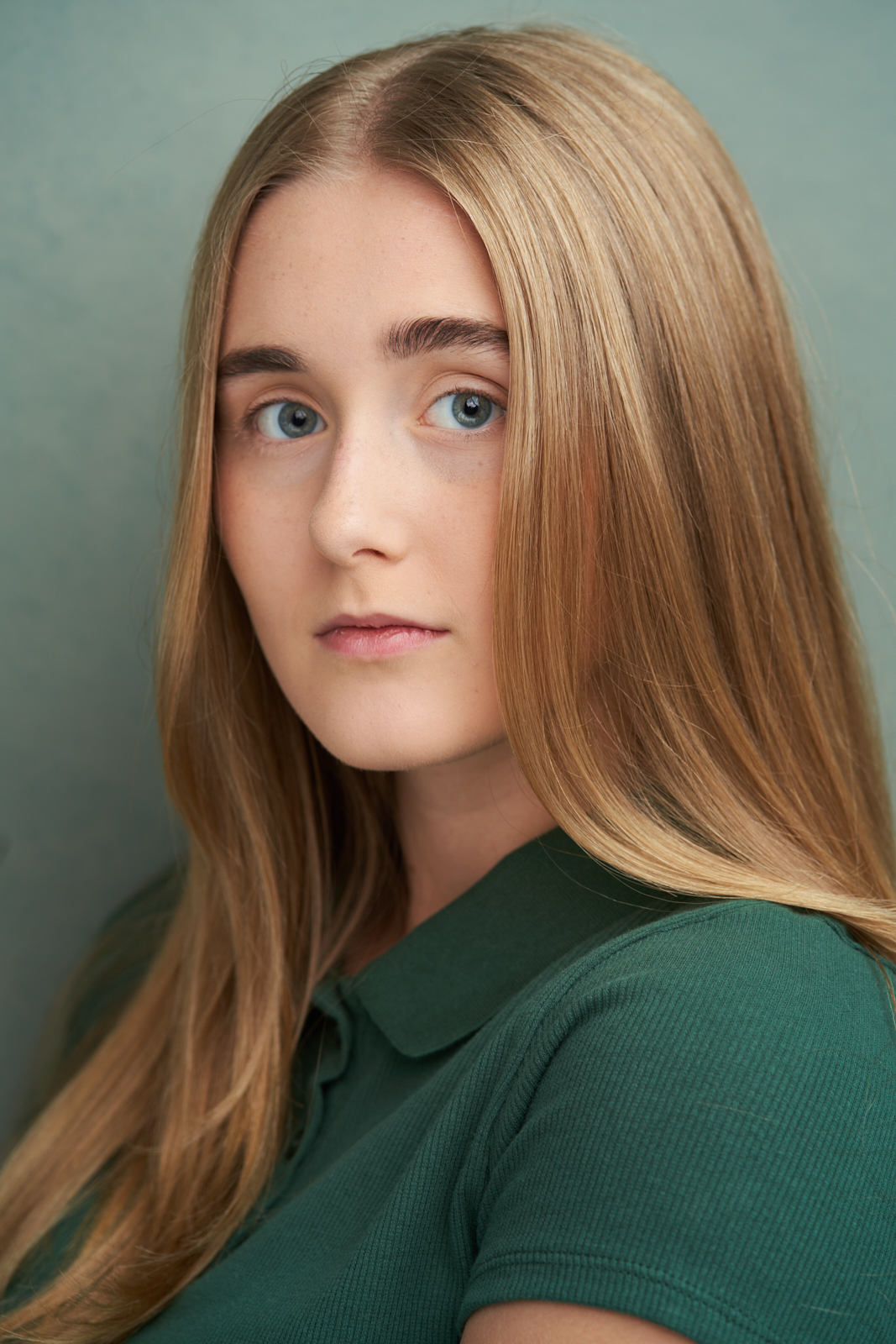 actor Liz Kate large photo