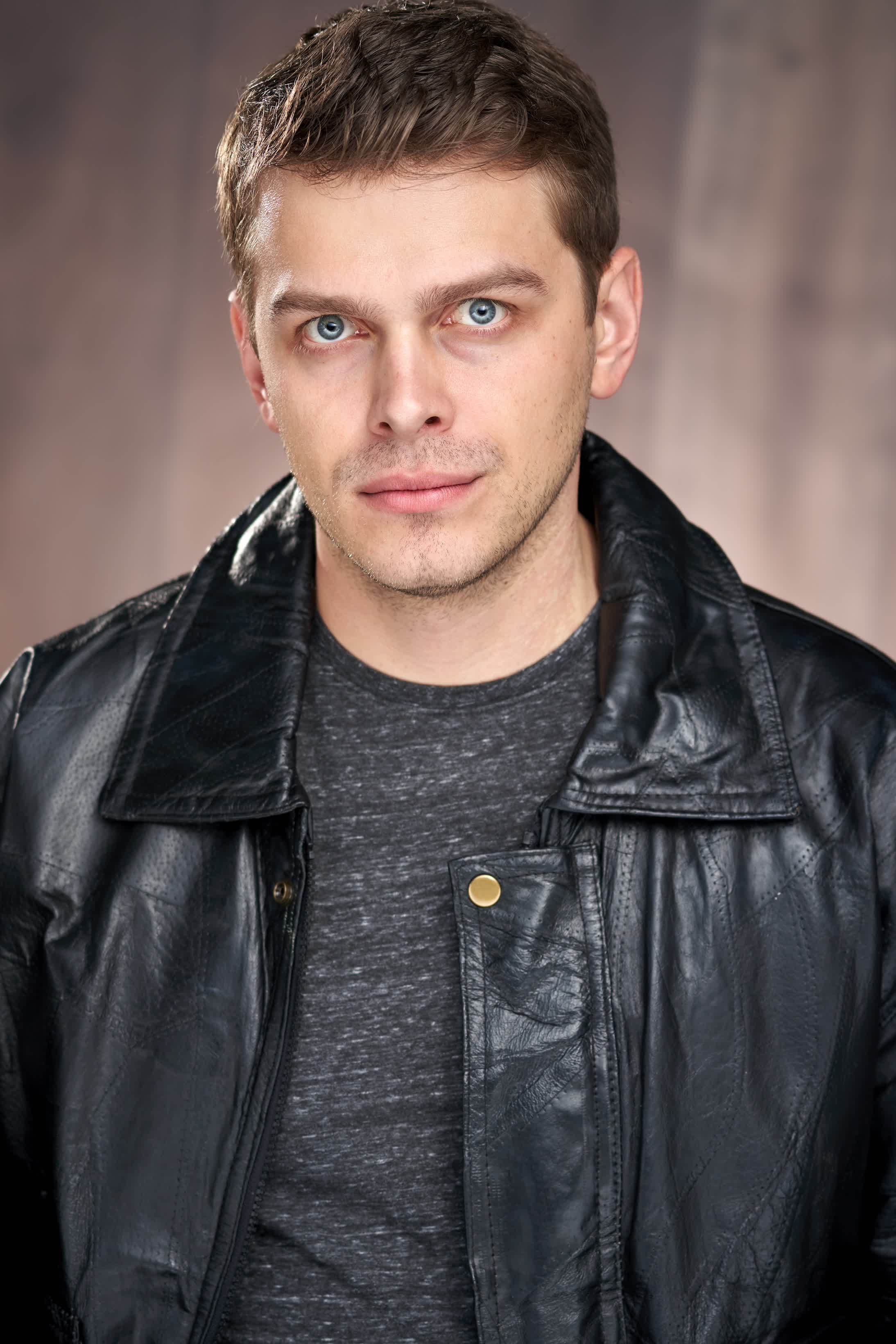 actor Austin Lauer large photo