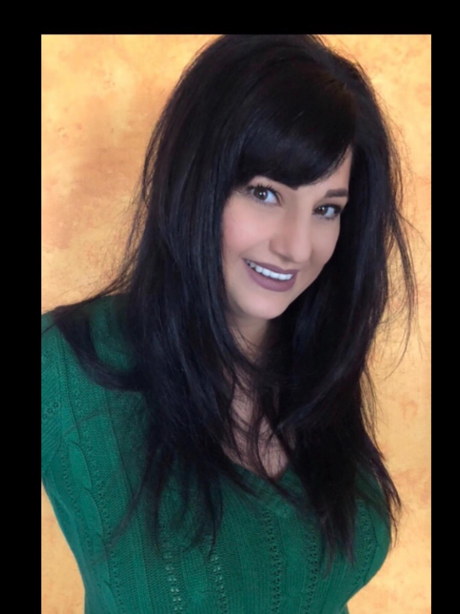 actor Jeana V. large photo