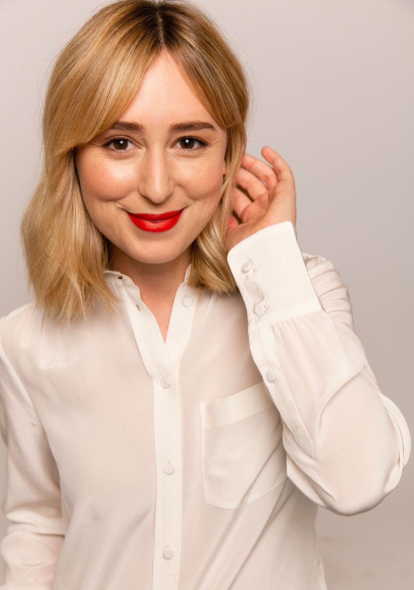 actor Stephanie Drake large photo