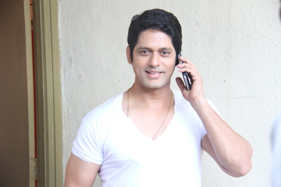 actor Rajesh Shringarpure large photo