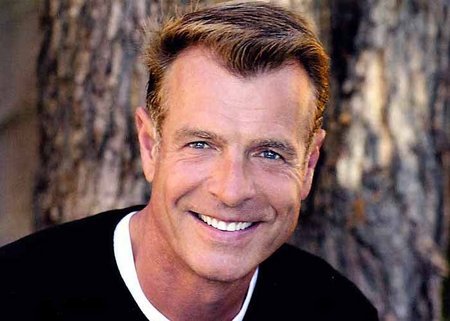 actor Gerard Sanders large photo