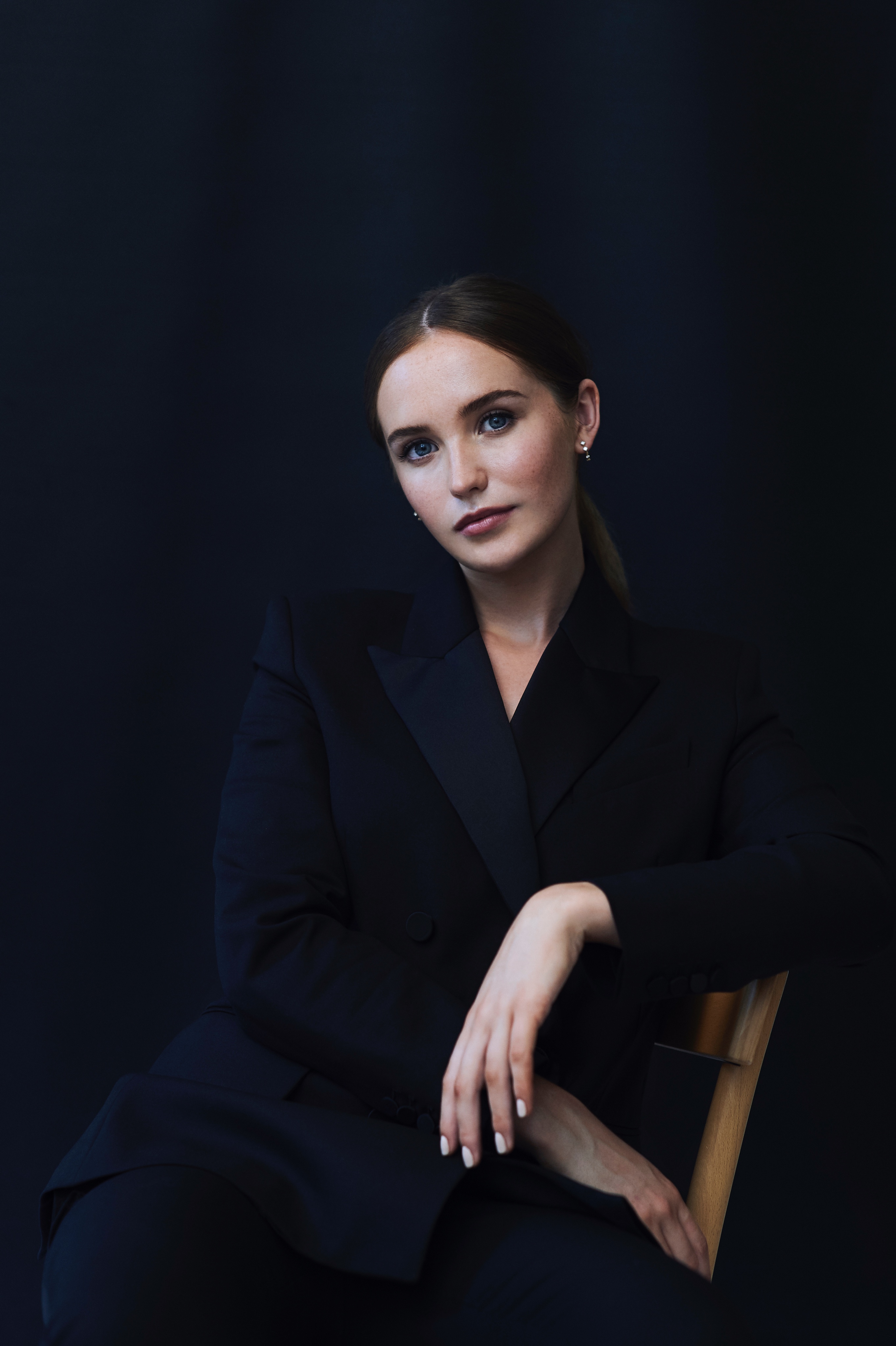 actor Julia Brown large photo