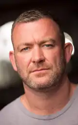 Lee Charles
