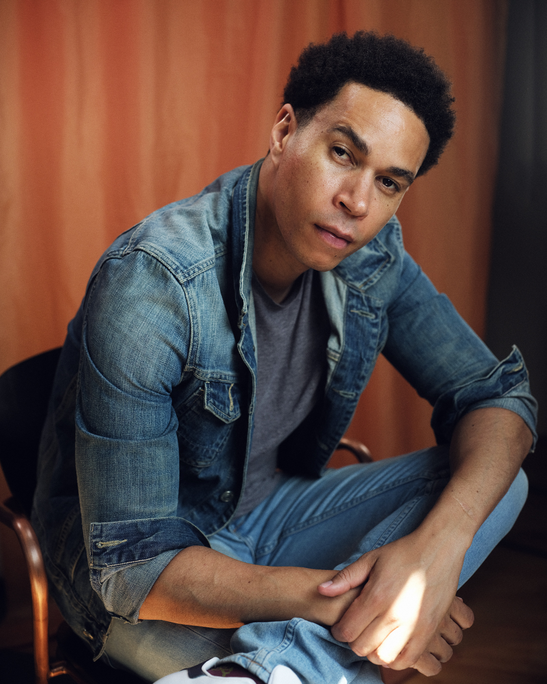 actor John Macmillan large photo