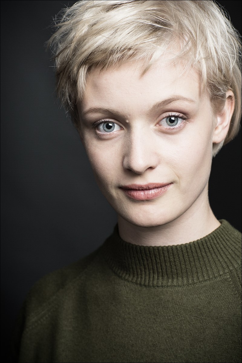 actor Sasha Clarke large photo