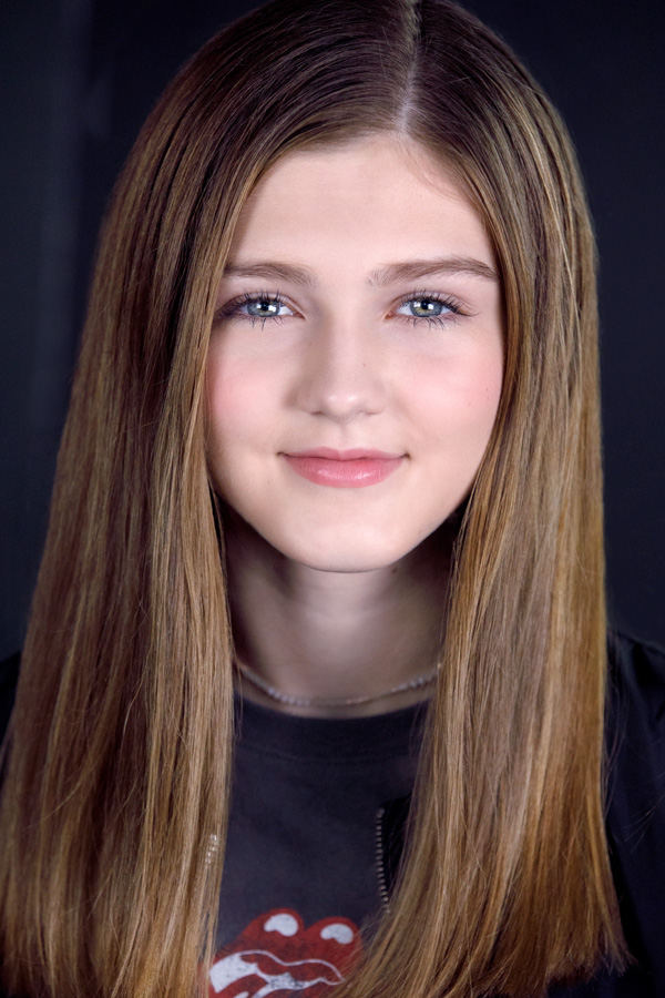 actor Maya Perkins large photo