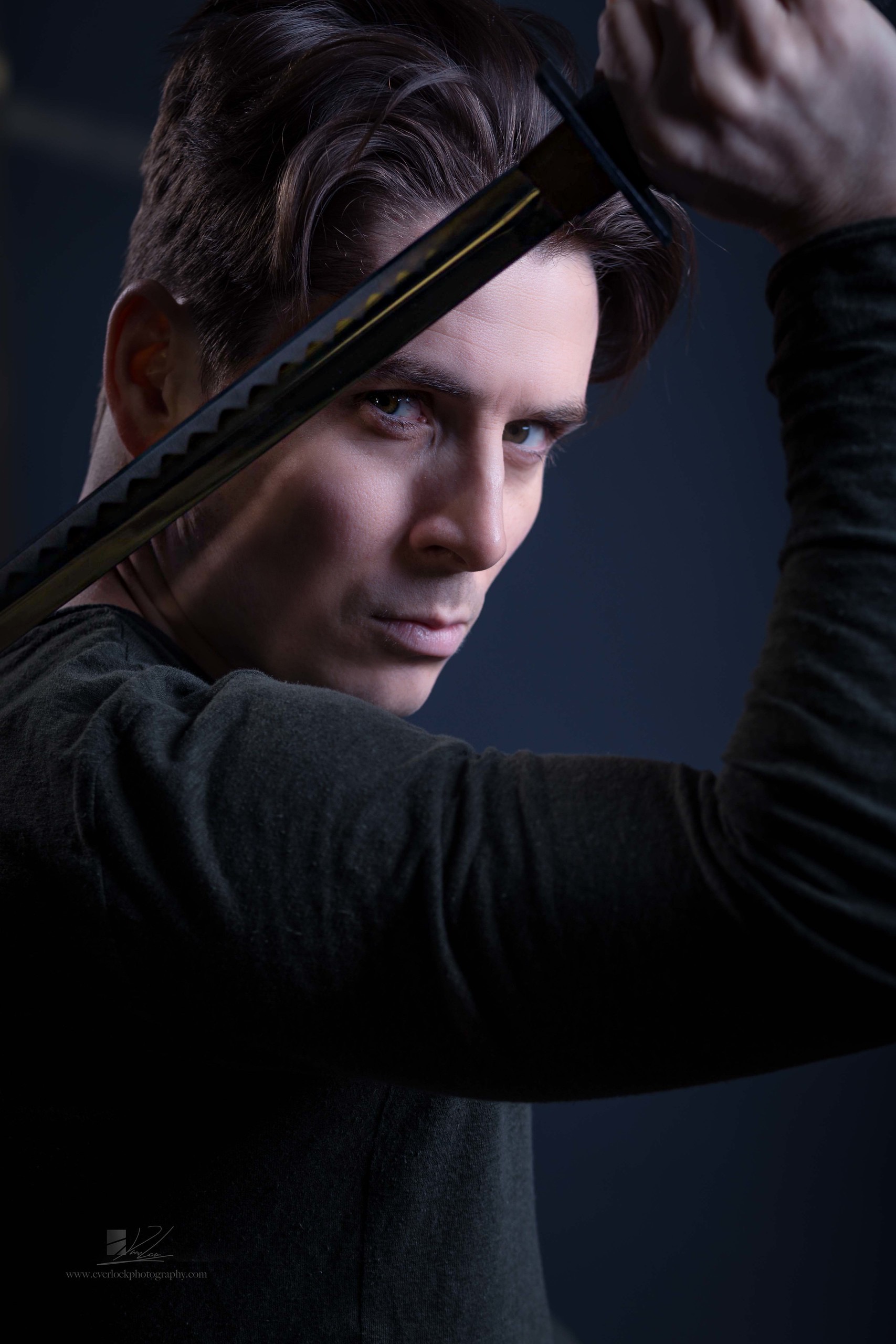 actor Neil Chapelhow large photo