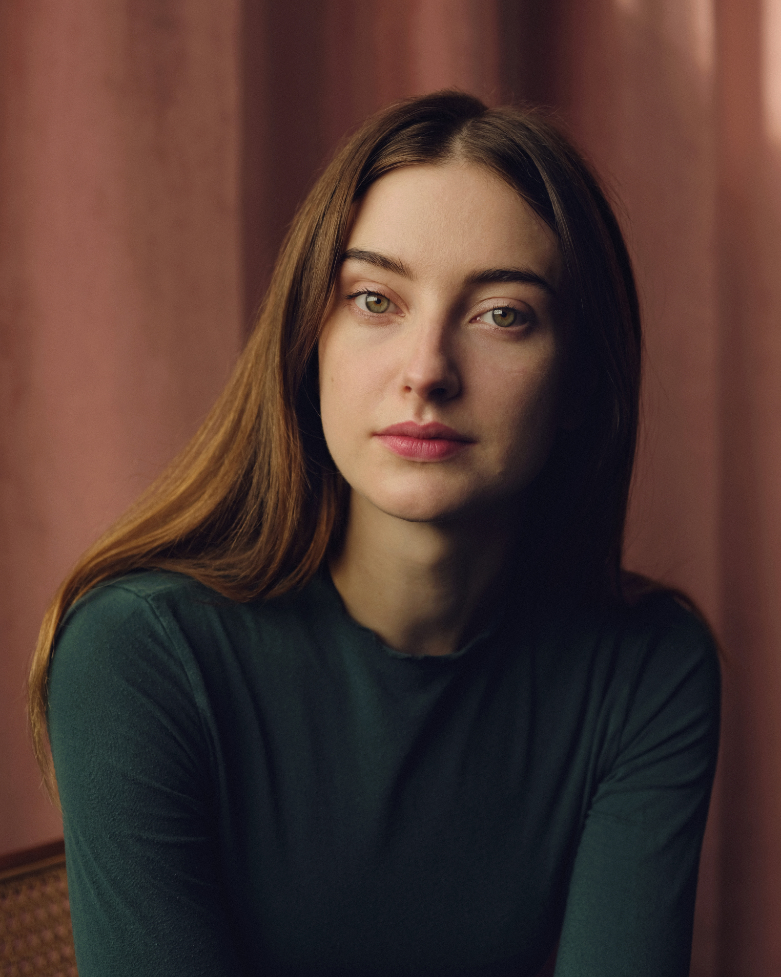 actor Antonia Clarke large photo